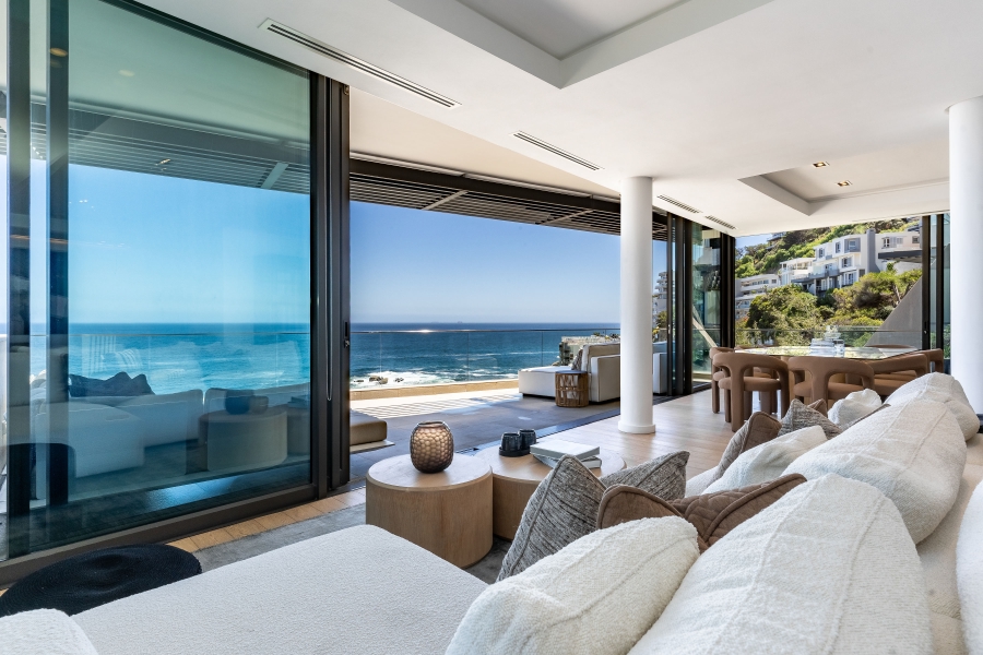 5 Bedroom Property for Sale in Clifton Western Cape